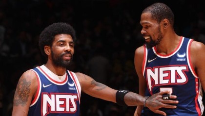  森林狼交易得到戈贝尔组双塔阵容  