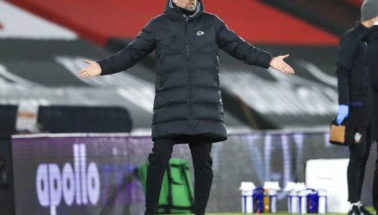  朗斯铁卫乌龙球葬送关键战役  