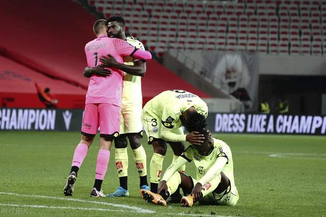  里尔防守固若金汤，法甲黑马零封对手登顶  